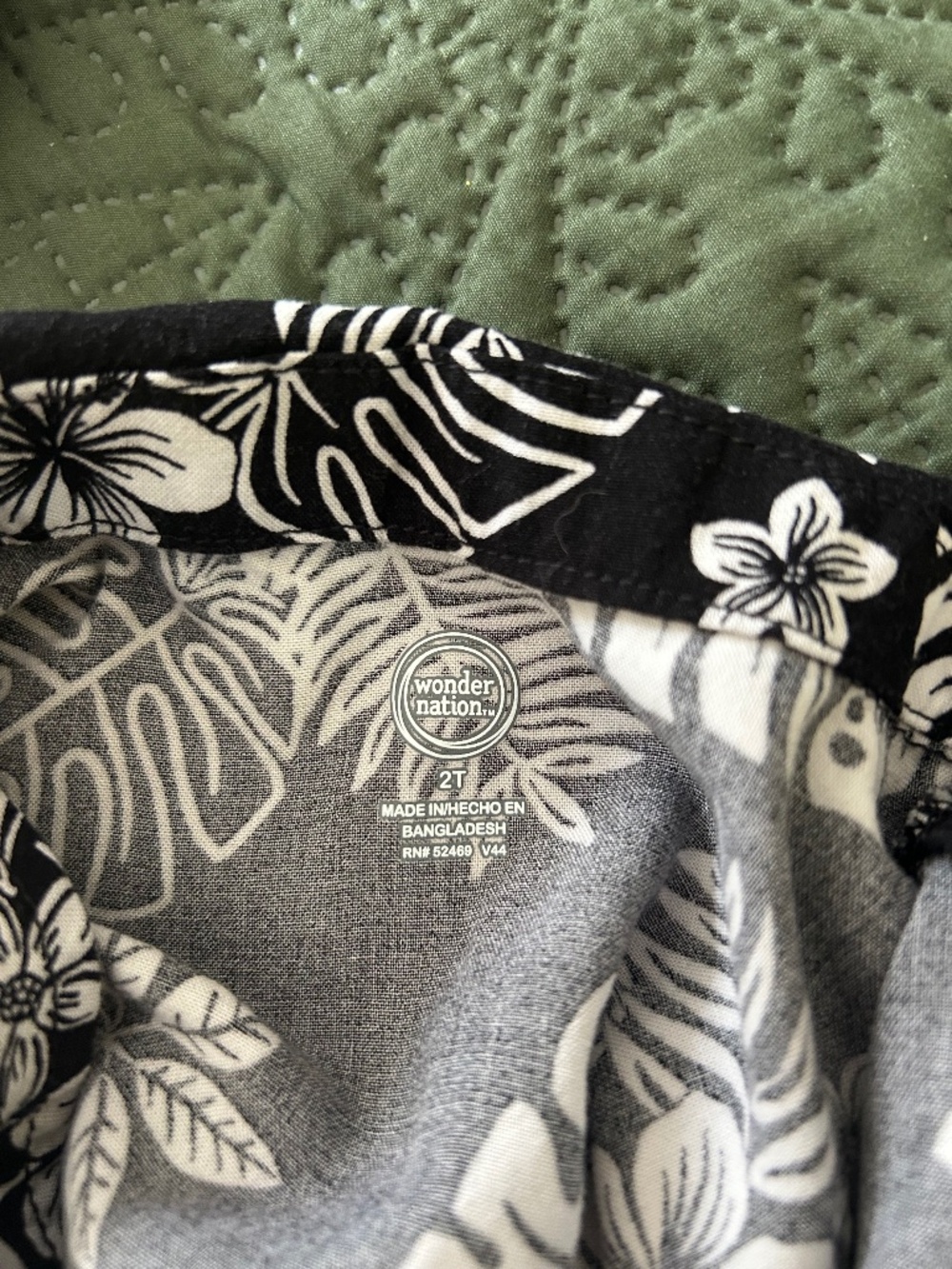 Toddler clothes bundle - Picture 3 of 4